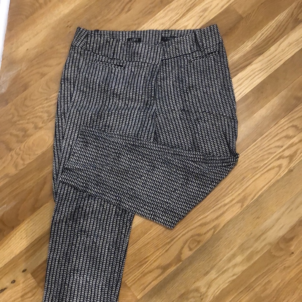 Loft Marisa Cropped Size 8